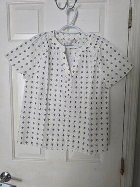 NWT Christopher and Banks Petite White Navy Embroidered Split Neck Top PM